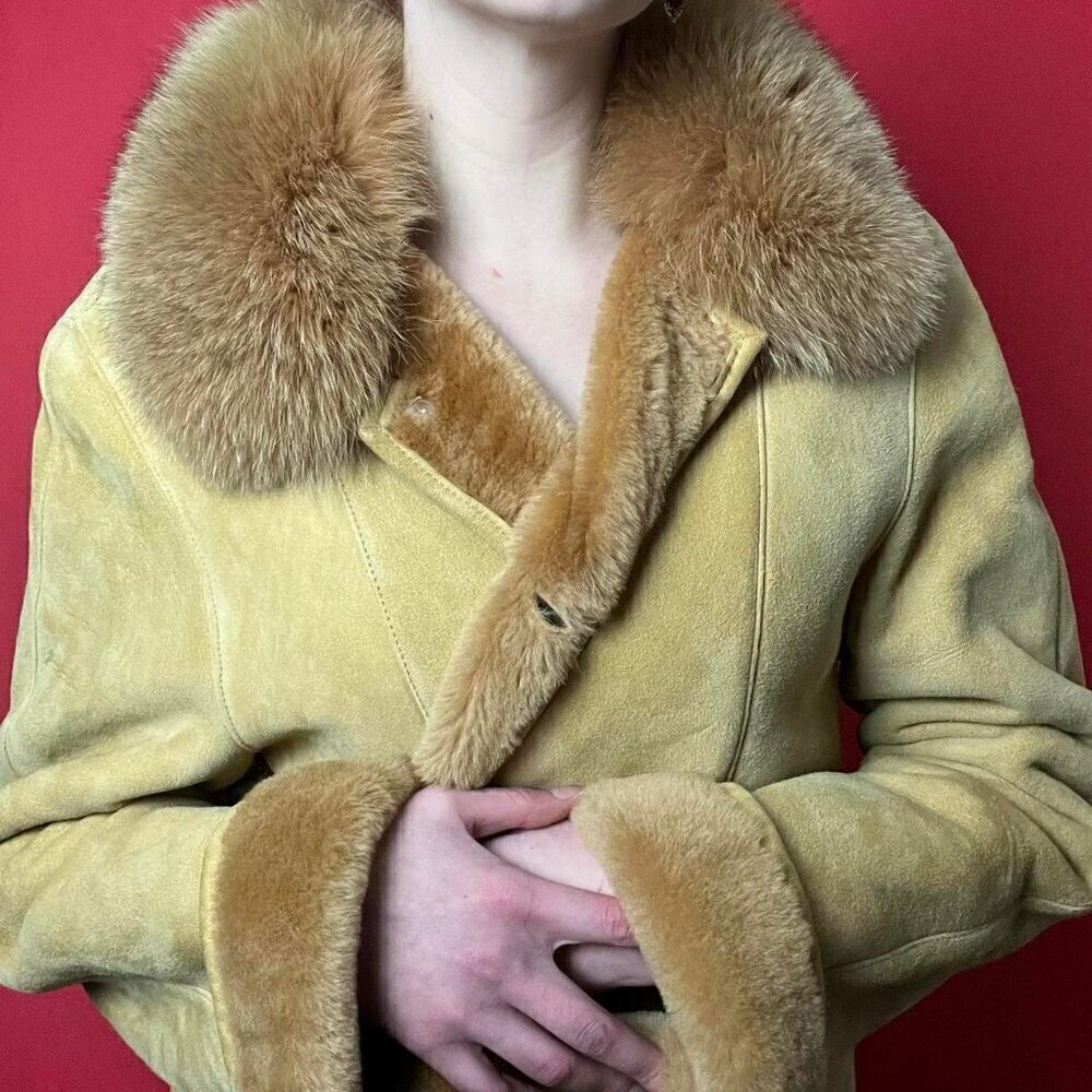 Tazzio para / Vintage authentic genuine fur midi to maxi button up coat 💛🤎‌‍‍‍ - Picture 5 of 8